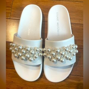 STUART WEITZMAN - Goldie Pool Slide